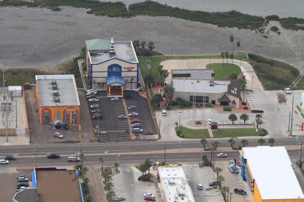 Blue Bay Inn And Suites South Padre Island Exterior photo