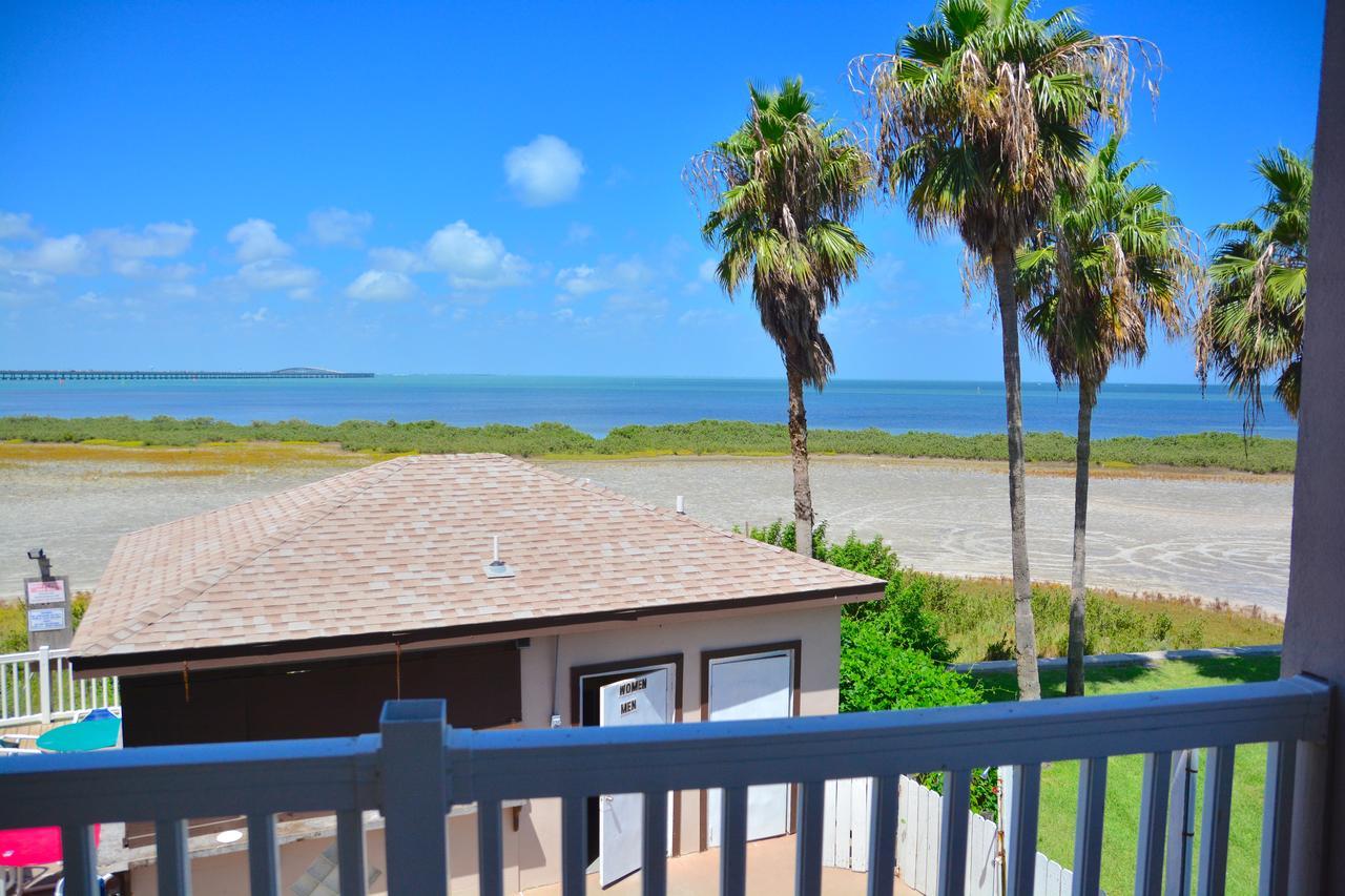 Blue Bay Inn And Suites South Padre Island Exterior photo