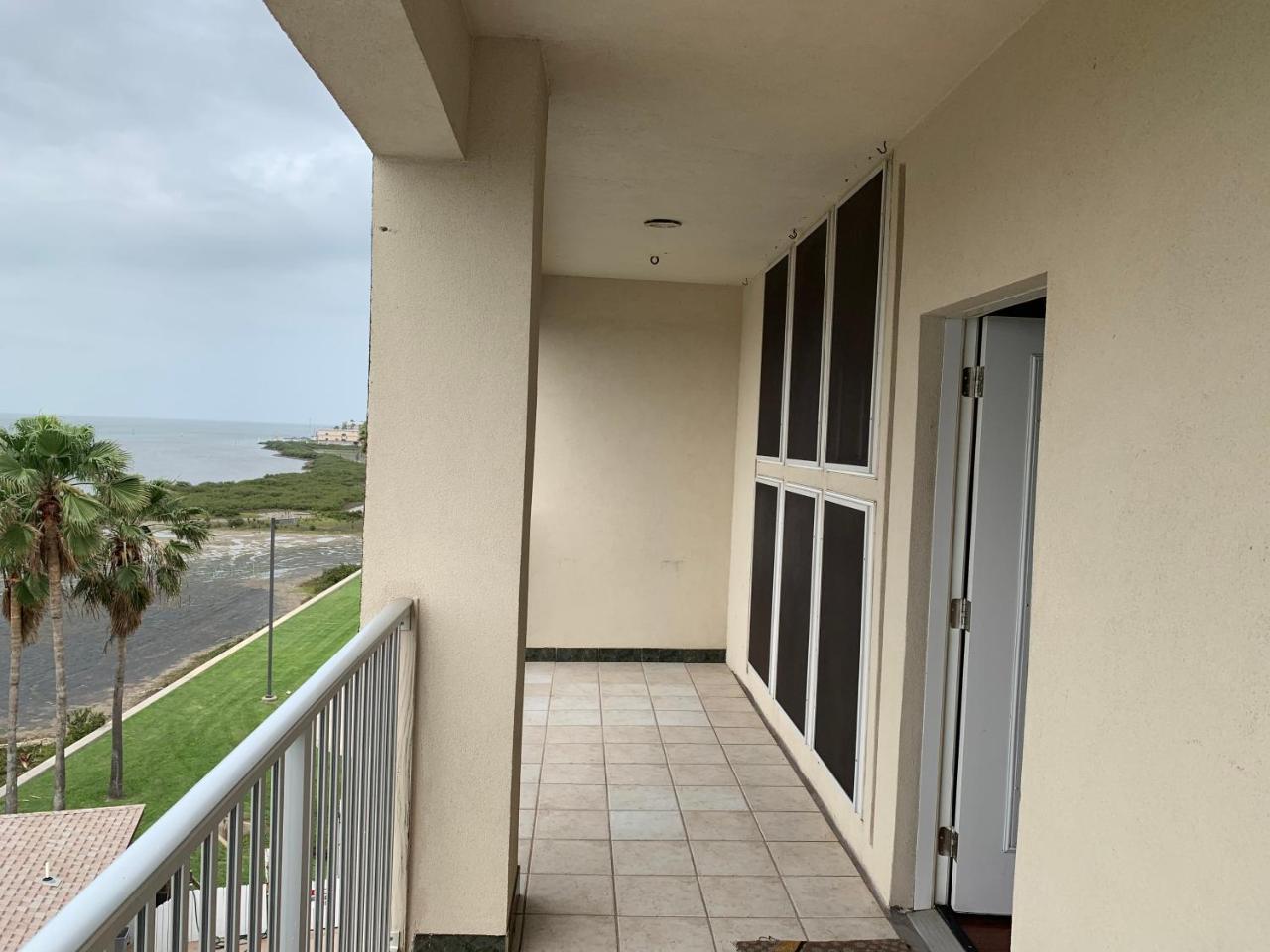 Blue Bay Inn And Suites South Padre Island Exterior photo